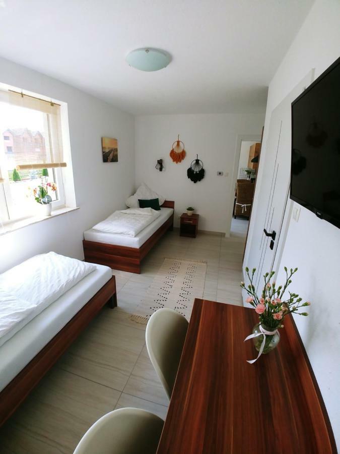 Siedlisko Vincent Vila Szydlow Exterior foto